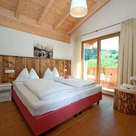 AlpenParks Appartements Maria Alm am Steinernen Meer Exterior foto